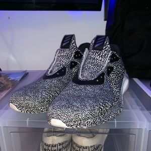 Adidas AlphaBounce